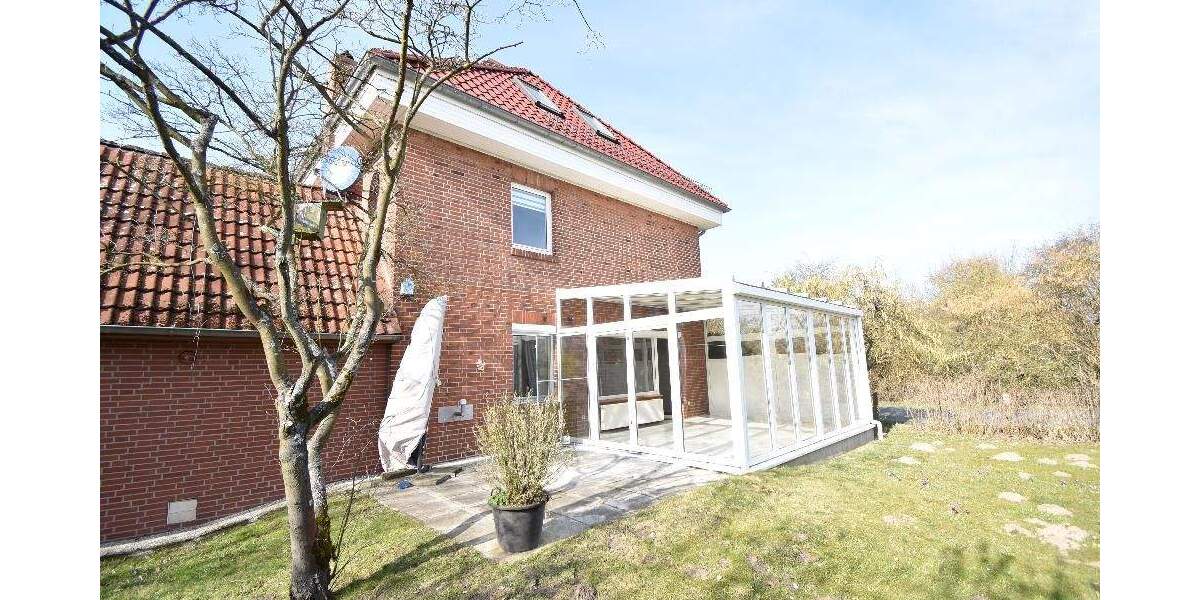 Mehrfamilienhaus, Wohnhaus Suhlendorf - 6 Zimmer, 175 m&sup2;, 229.000&euro; | Angebot:25662857
