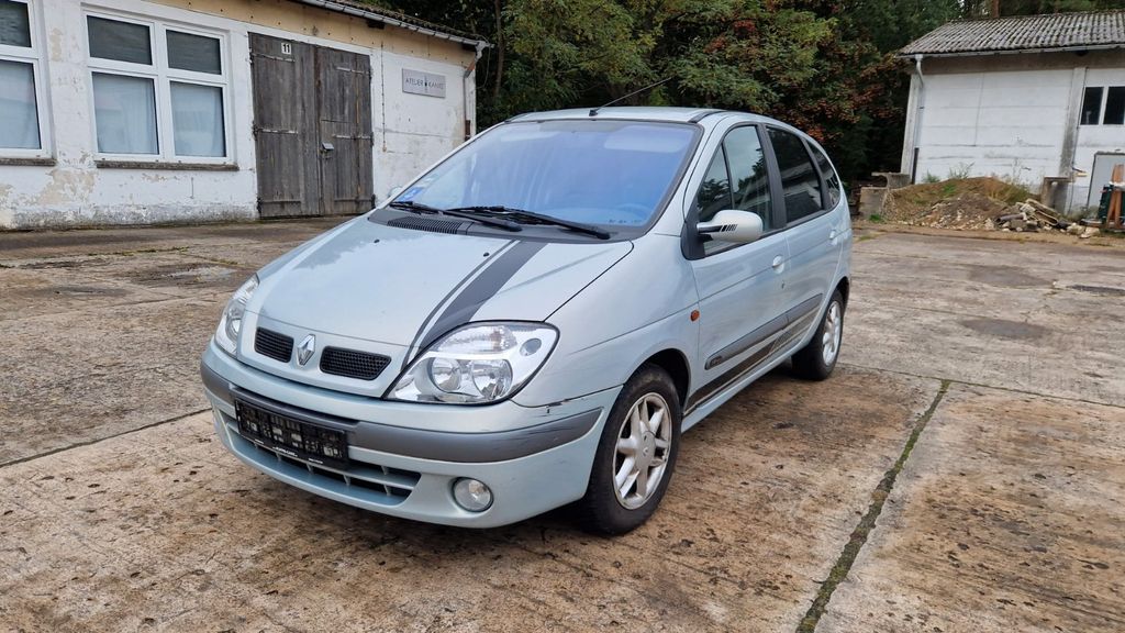 Renault Scenic 112.000 km 1.999 &euro; Neuruppin 16816