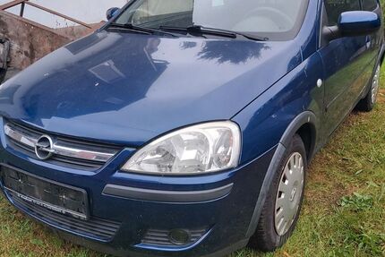 Opel Corsa 119.000 km 900 € Reichenbach 08468
