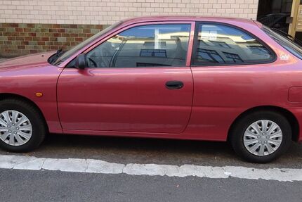 Hyundai Accent 40.000 km 1.150 &euro; Köln 50733