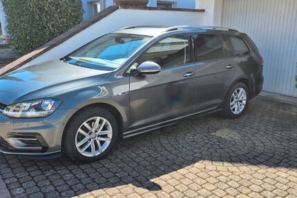 VW Golf 108.000 km 14.699 &euro; March 79232
