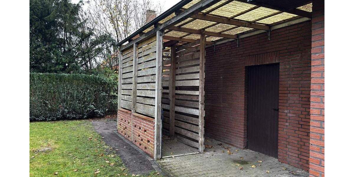 Einfamilienhaus Salzbergen - 9 Zimmer, 241 m&sup2;, 330.000&euro; | Angebot:24039076