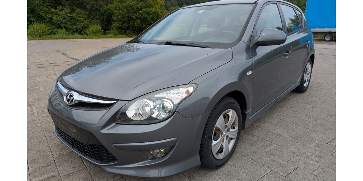 Hyundai i30 184.000 km 2.950 &euro; Sulzbach an der Murr 71560