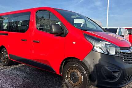 Opel Vivaro 171.000 km 11.788 &euro; Rheinbach 53359
