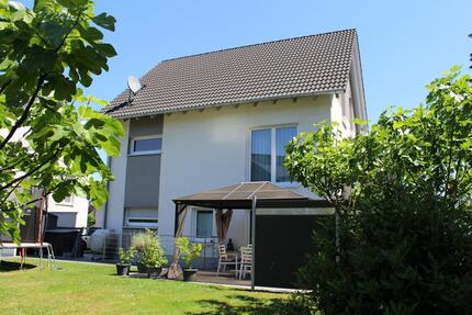 Haus Rheinau - 7 Zimmer, 206 m&sup2;, 690.000&euro; | Angebot:26754587