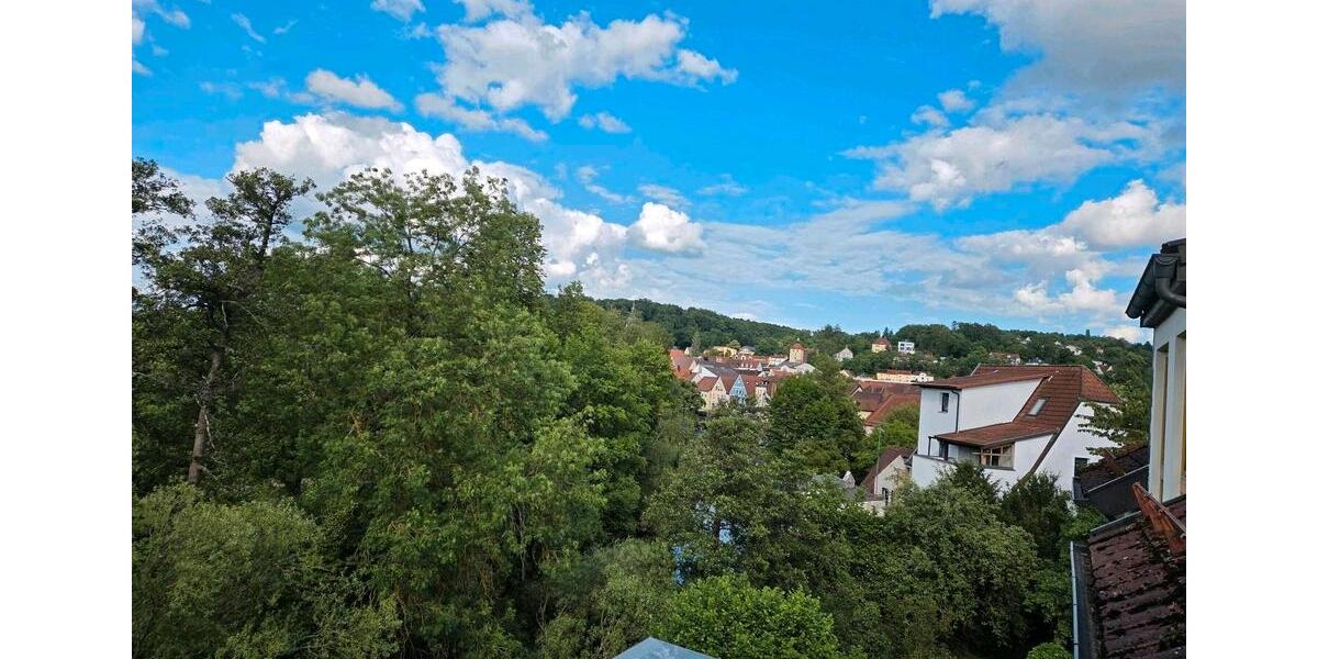 Dachgeschoßwohnung Schwandorf - 3 Zimmer, 94 m&sup2;, 250.000&euro; | Angebot:26806224