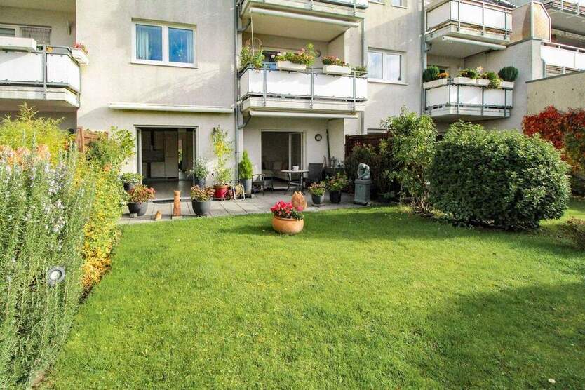 Einzigartige Gartenwohnung in Volmerswerth - nur wenige Schritte zum Rhein 2 zimmer