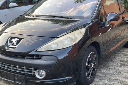 Peugeot 207 145.000 km 590 &euro; Gleichen 37130