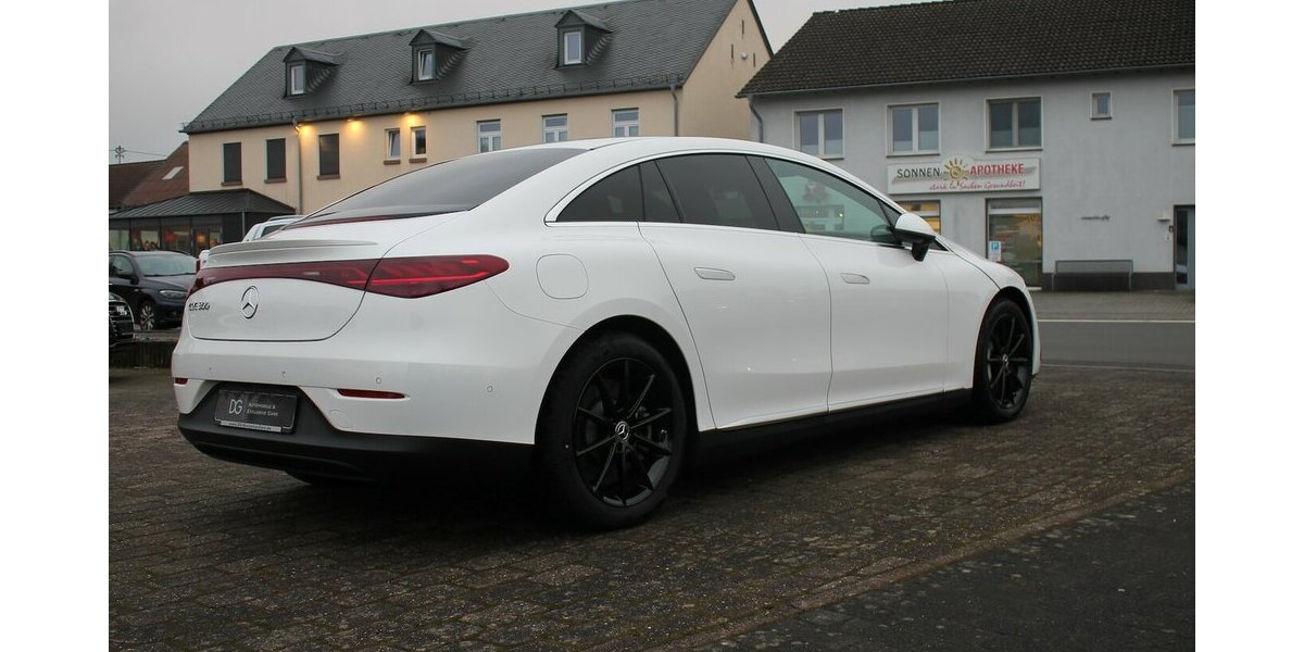 Mercedes-Benz EQE 300 Mercedes Garantie bis 2031 12.000 km 47.400 &euro; Badem 54657