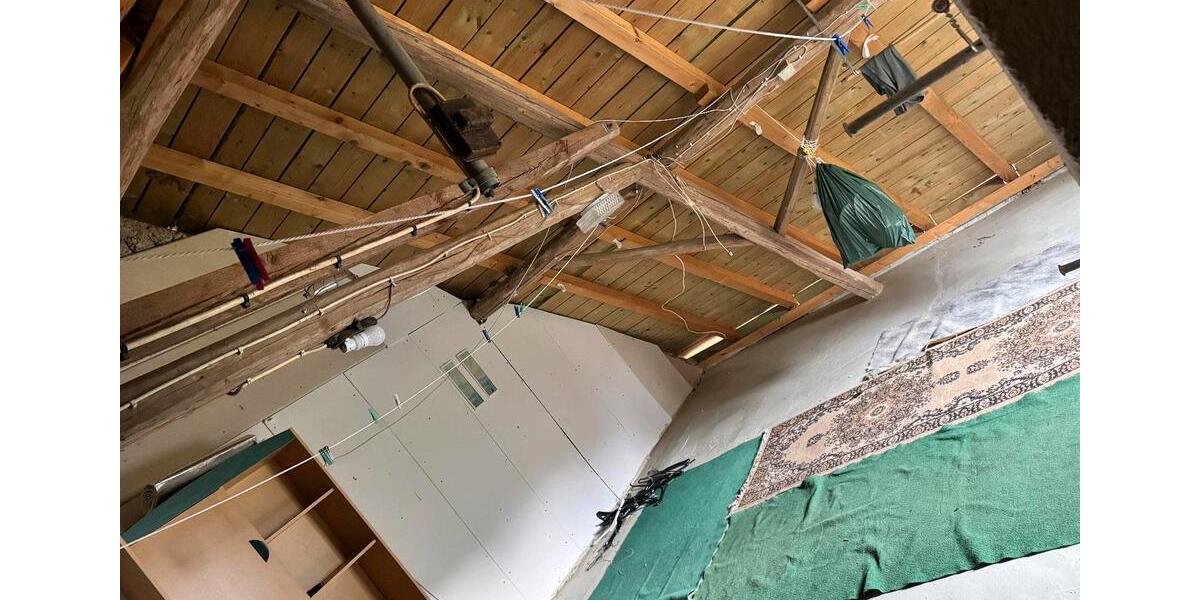 Einfamilienhaus Mehren - 8 Zimmer, 110 m&sup2;, 230.000&euro; | Angebot:27158207