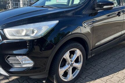 Ford Kuga 195.000 km 7.999 &euro; Gronau 48599