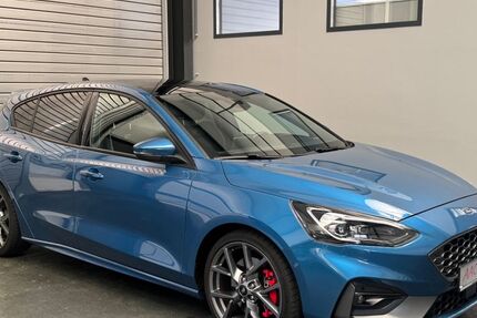 Ford Focus 24.000 km 27.950 € Erftstadt 50374