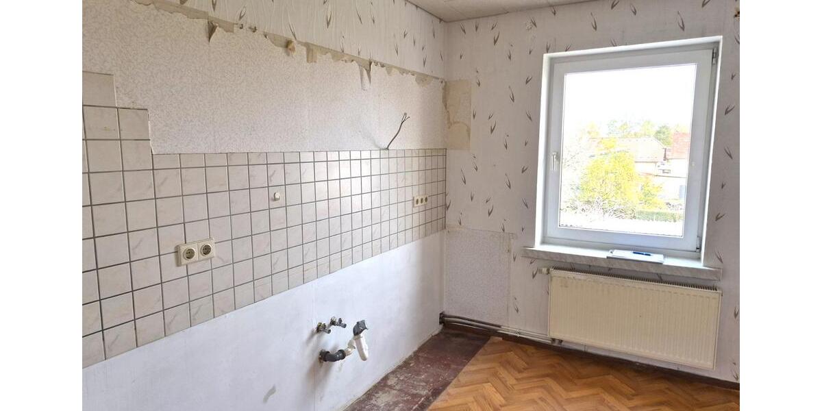 Etagenwohnung Artern - 3 Zimmer, 61 m&sup2;, 350&euro; | Angebot:25872428