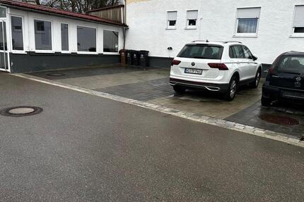 Gepflegtes Mehrfamilienhaus (3 WE) mit großem Grundstück 11 zimmer