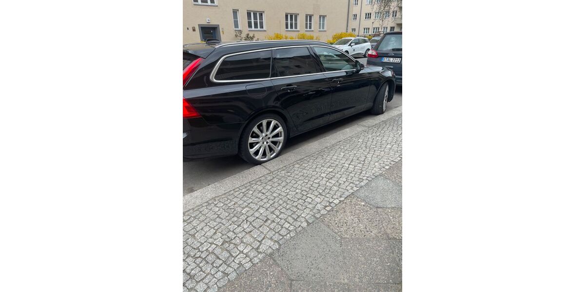 Volvo V90 223.000 km 14.950 &euro; Blankenfelde 15827