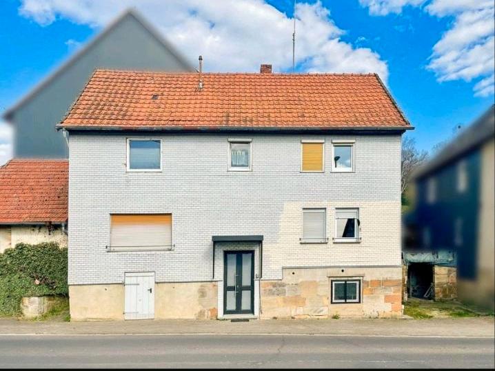 Einfamilienhaus Alsfeld - 5 Zimmer, 100 m&sup2;, 60.000&euro; | Angebot:27133644