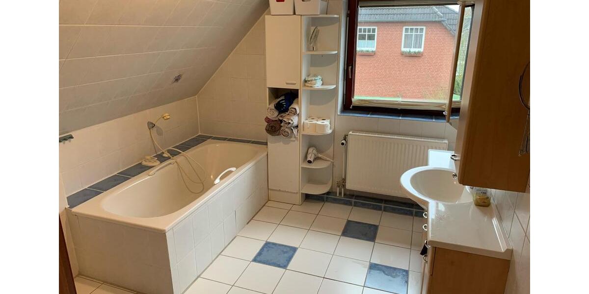 Einfamilienhaus Tostedt - 5 Zimmer, 134 m&sup2;, 1.680&euro; | Angebot:26072914