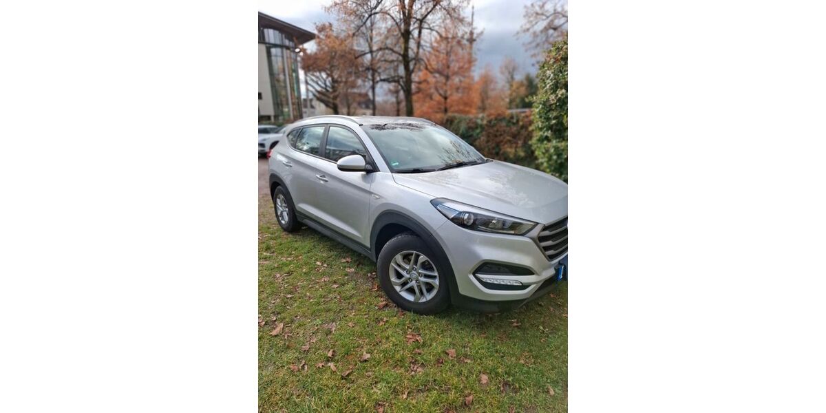 Hyundai TUCSON 72.500 km 14.600 &euro; Lahr 77933