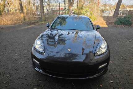 Porsche Panamera 162.379 km 26.500 &euro; Giessen 35394