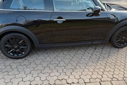 Mini ONE 76.000 km 17.500 &euro; Seelze-Gummer 30926