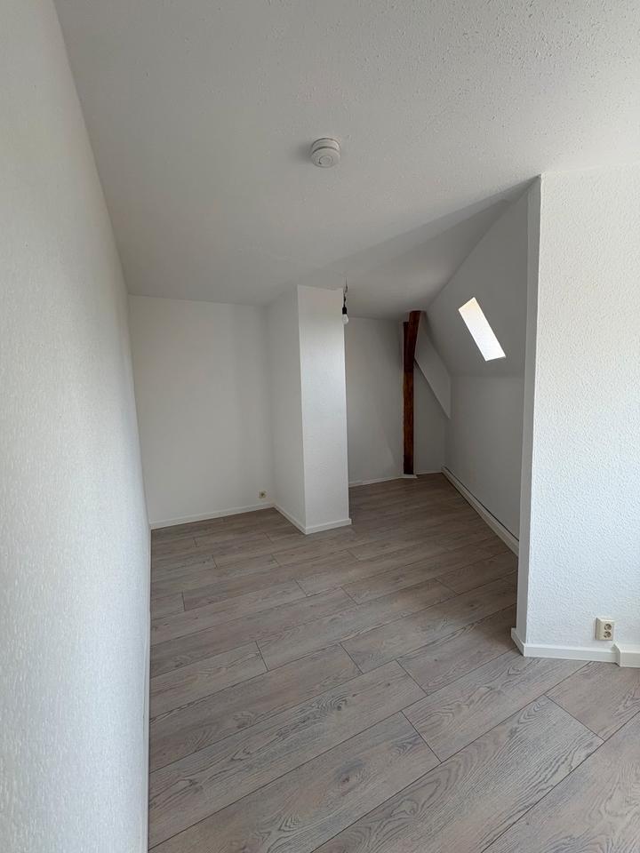 3 R. (114qm) Altbauwohnung ab sofort zu vermieten! zimmer