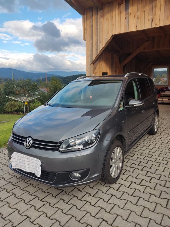 VW Touran 230.000 km 7.500 € Teisnach 94244