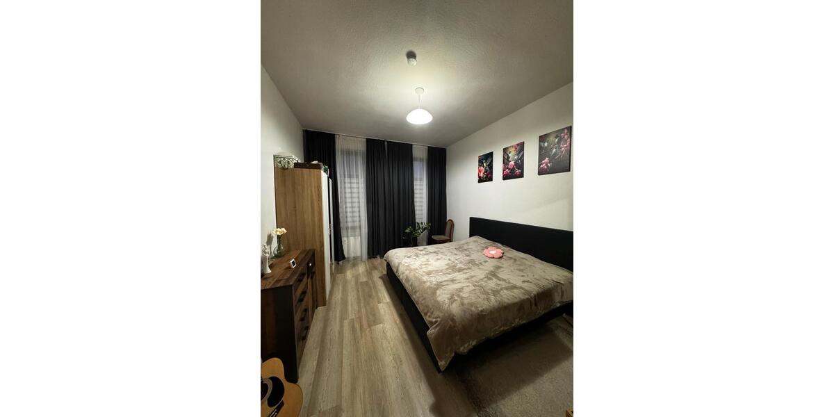 Etagenwohnung Plauen Altstadt - 4 Zimmer, 95 m&sup2;, 107.000&euro; | Angebot:27029009
