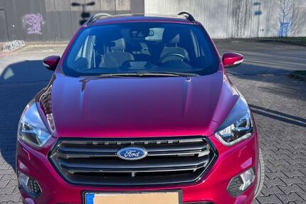 Ford Kuga 44.500 km 19.909 &euro; Soest 59494
