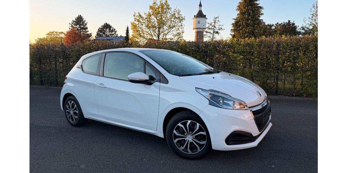 Peugeot 208 71.900 km 5.590 &euro; Warendorf 48231