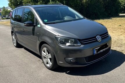 VW Touran 244.000 km 7.499 &euro; Dachau 85221