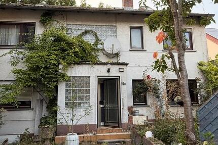 Haus in Mücke 3 Etagen 200qm plus Keller 1100qm Garten 11 zimmer