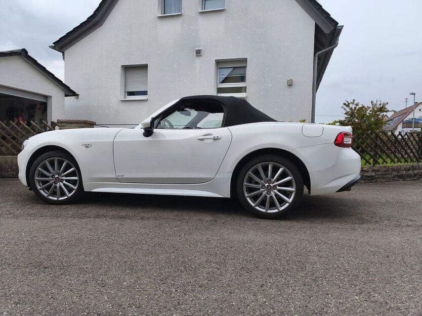 124 Spider