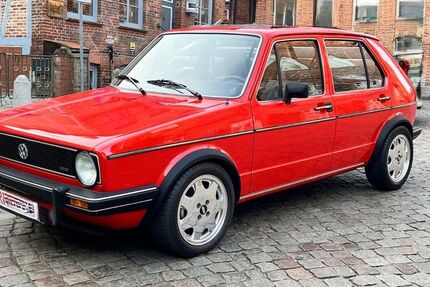 VW Golf 120.937 km 9.300 &euro; Geesthacht 21502