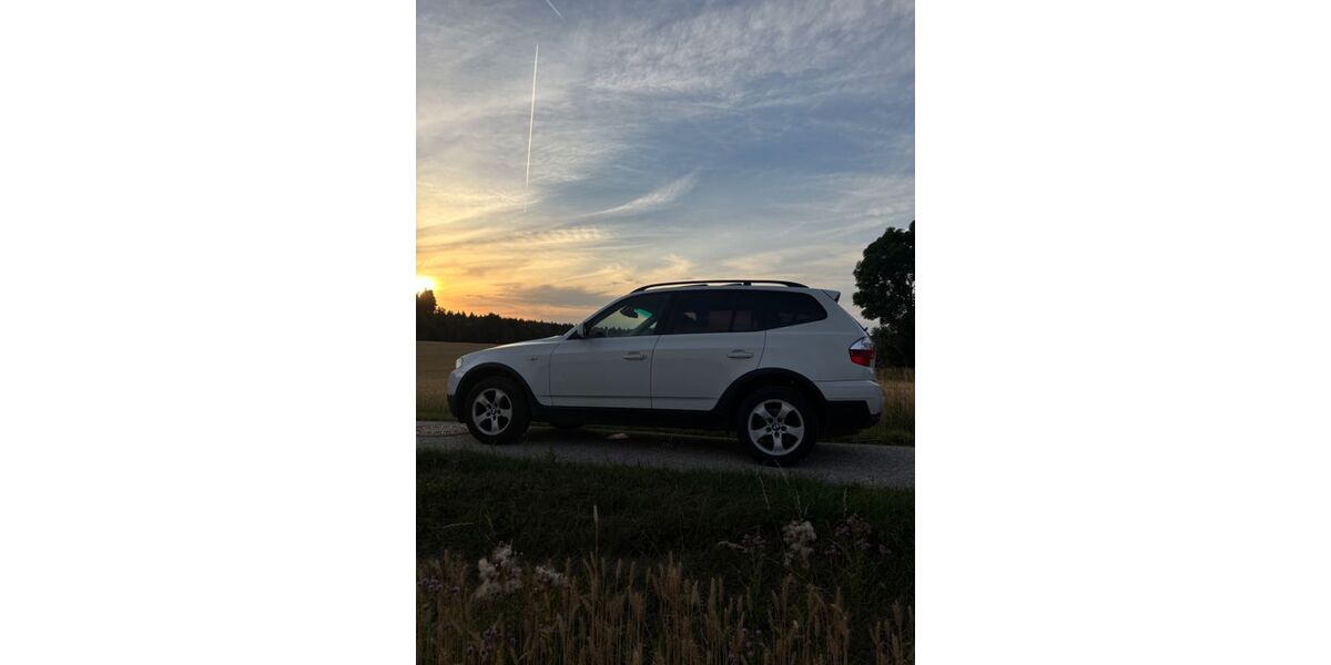 BMW X3 216.000 km 5.600 &euro; Detmold 32758