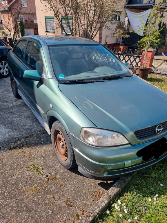 Opel Astra 260.000 km 700 € Böbingen rems 73560