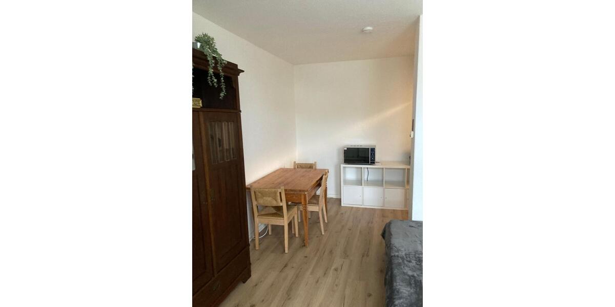 Dachgeschoßwohnung Perleberg - 1 Zimmer, 26 m&sup2;, 525&euro; | Angebot:26145058