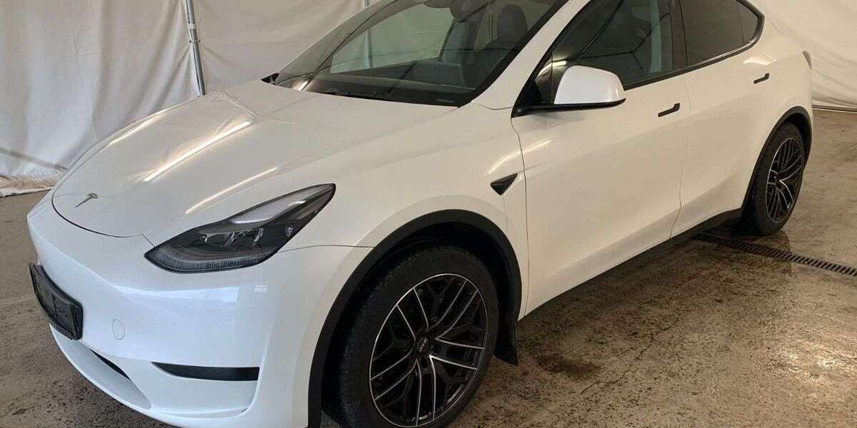 Tesla Model Y 62.328 km 32.900 &euro; Herges-Hallenberg 98587