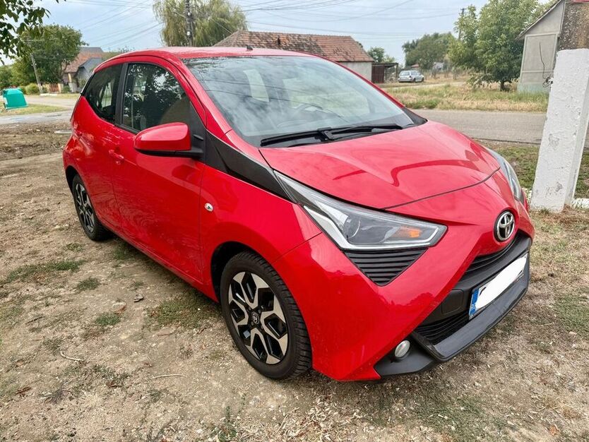 Aygo (X)