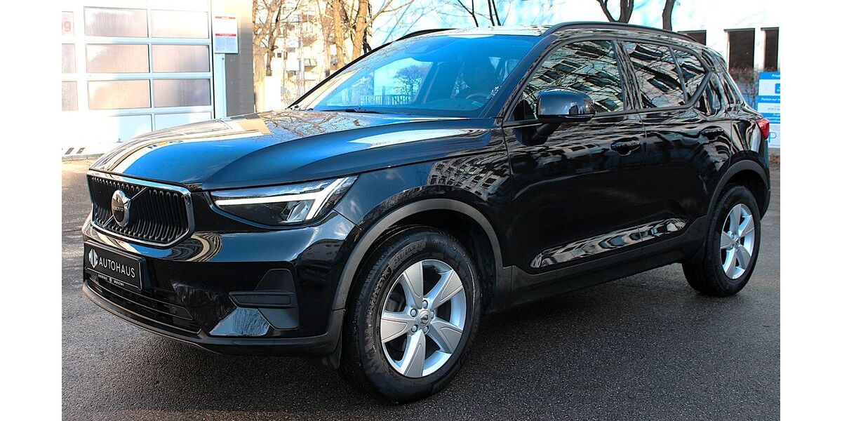 Volvo XC40 56.000 km 24.400 &euro; München 80636