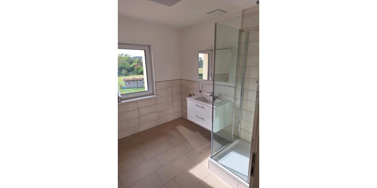 Etagenwohnung Bad Freienwalde (Oder) - 3 Zimmer, 85 m&sup2;, 850&euro; | Angebot:26266049
