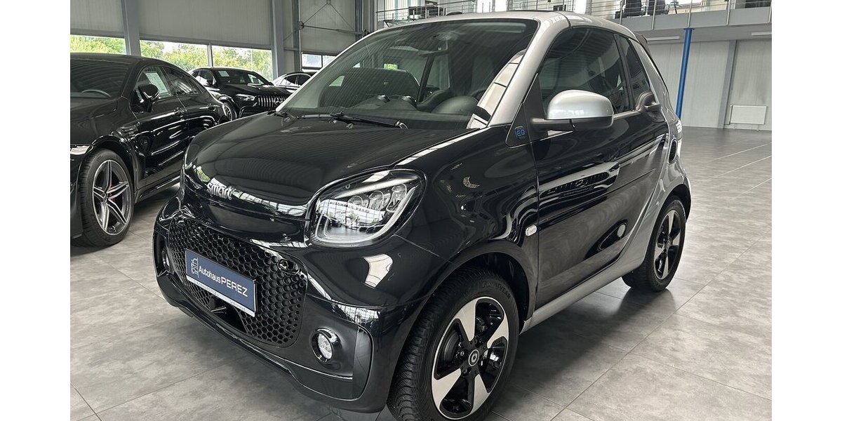 Smart ForTwo EQ CABRIO EXCLUSIVE-22KW-RÜCKFAHRKAMERA! 13.660 km 17.989 &euro; Groß-Umstadt 64823