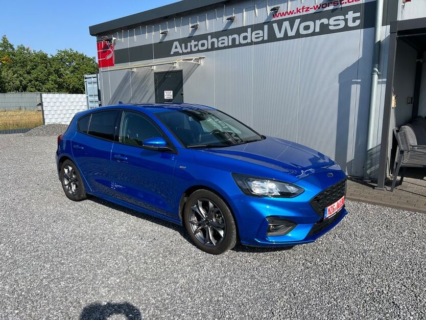 Ford Focus 61.000 km 16.999 € Wadern 66687