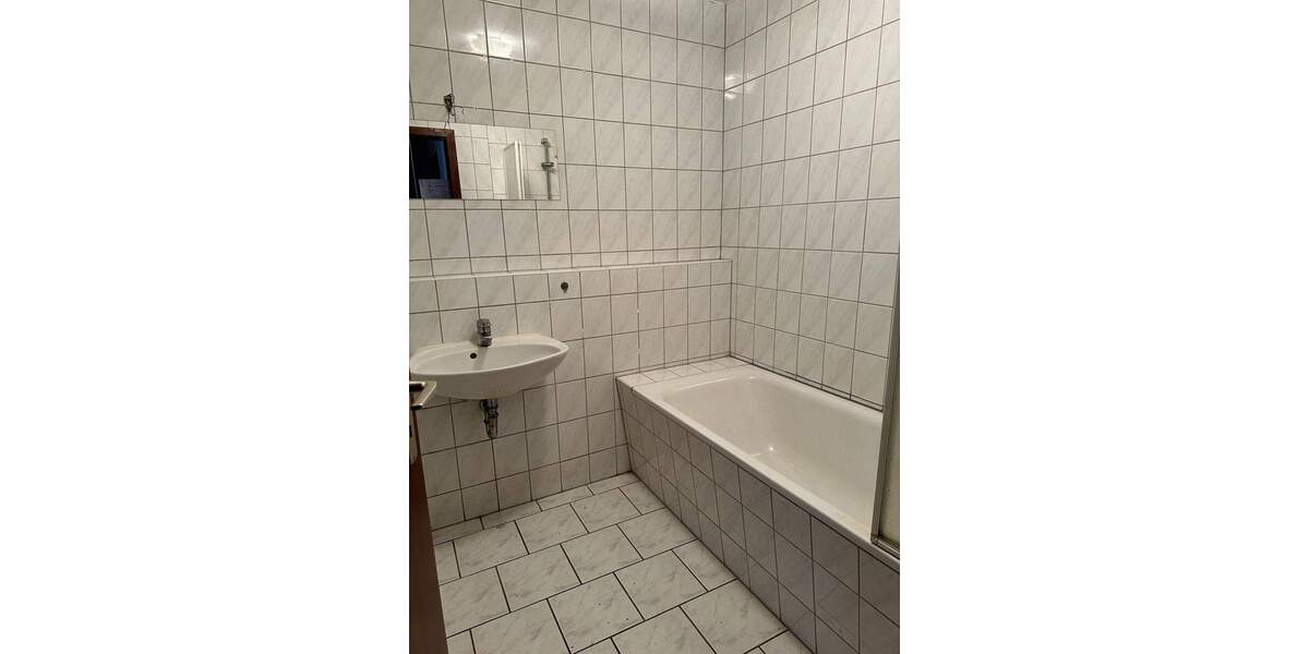 Etagenwohnung Reinholdshain Reinholdshain - 2 Zimmer, 53 m&sup2;, 51.000&euro; | Angebot:23256512