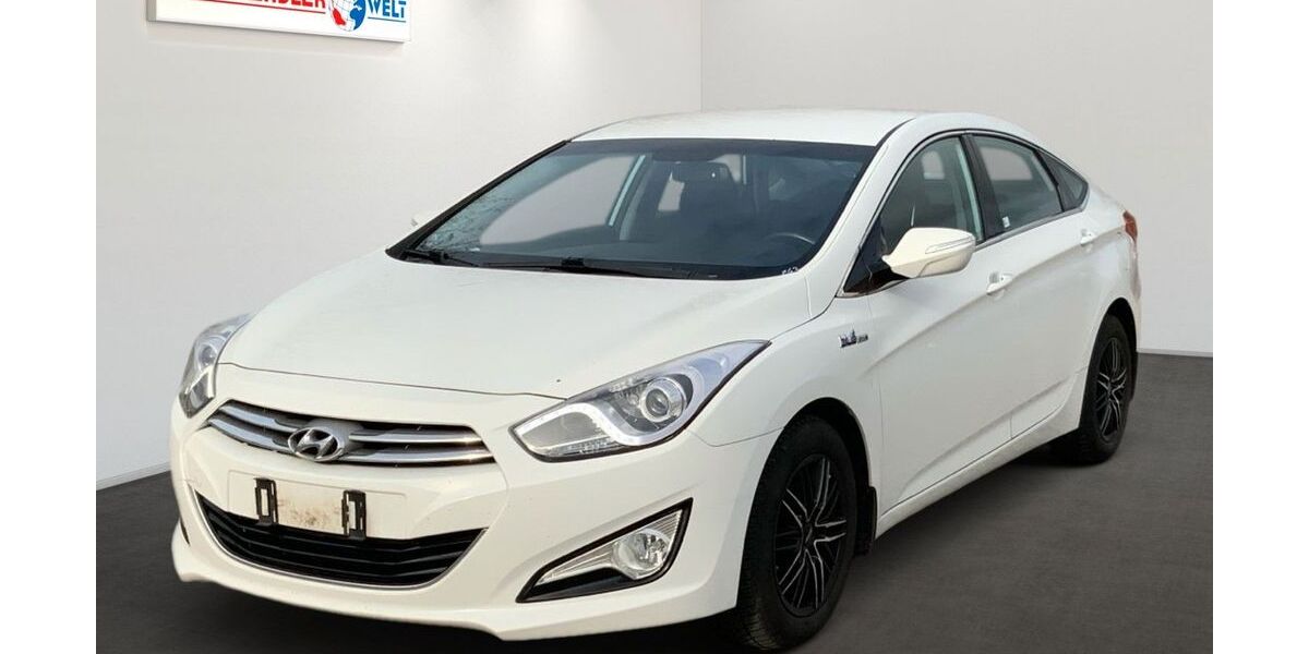 Hyundai i40 172.778 km 6.999 &euro; Brehna 06796