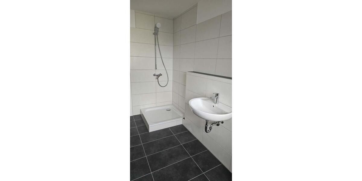 Reihenhaus Oberndorf am Neckar - 4 Zimmer, 132 m&sup2;, 1.400&euro; | Angebot:23688676