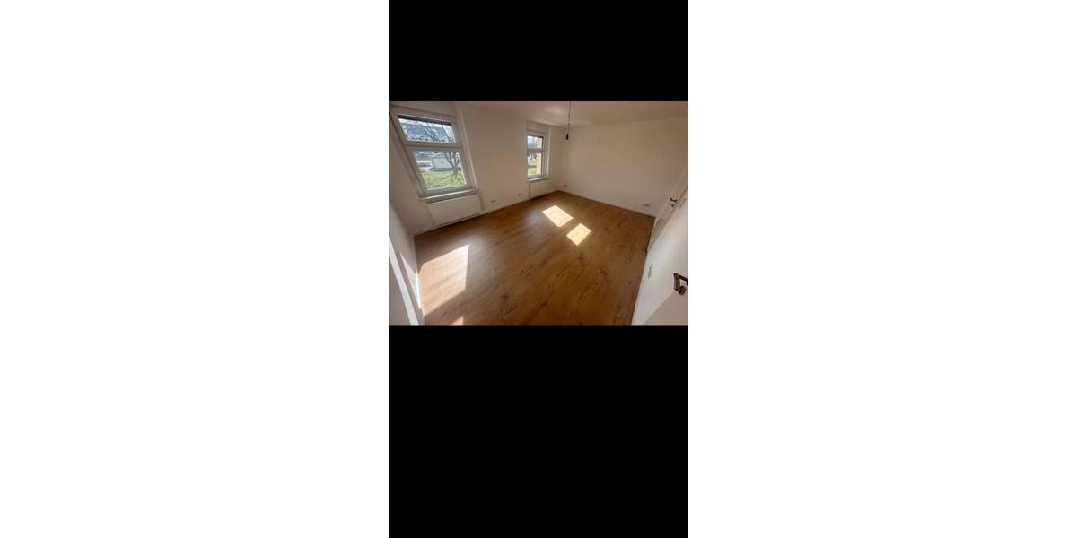 Etagenwohnung Oschatz - 3 Zimmer, 80 m&sup2;, 680&euro; | Angebot:25448562