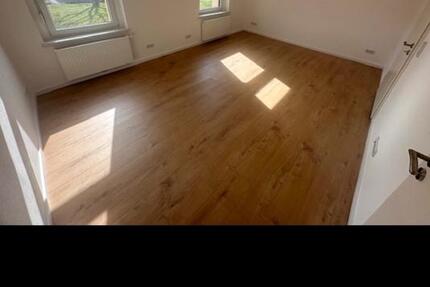 Wohnung Oschatz - 3 Zimmer, 80 m&sup2;, 680&euro; | Angebot:25448562