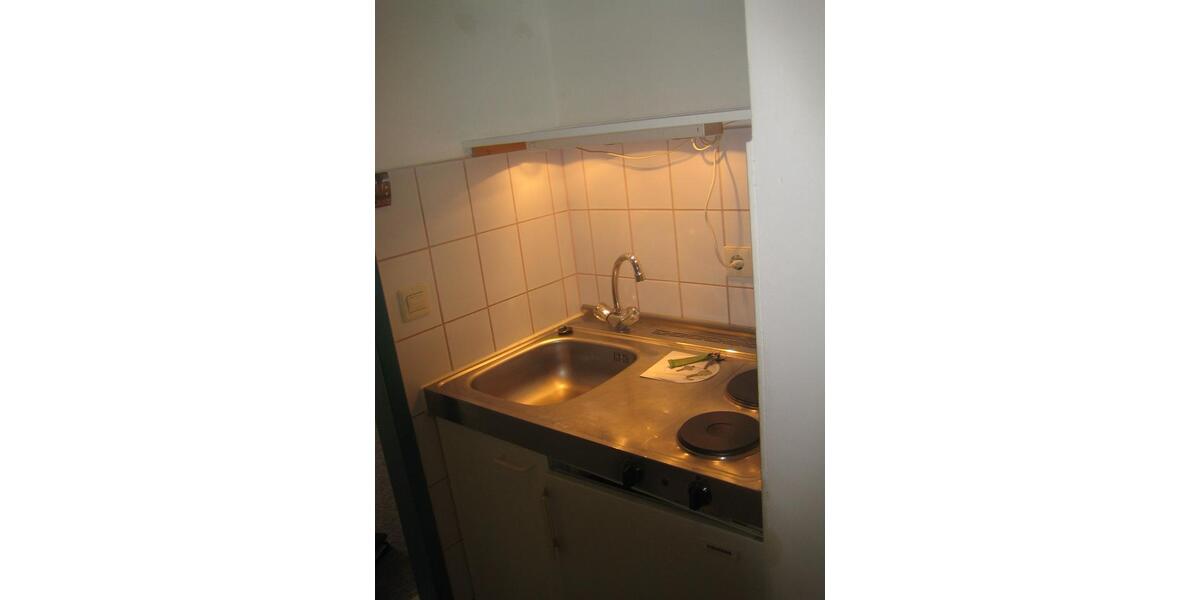 Dachgeschoßwohnung Bernhardswald - 1 Zimmer, 19 m&sup2;, 280&euro; | Angebot:25128382