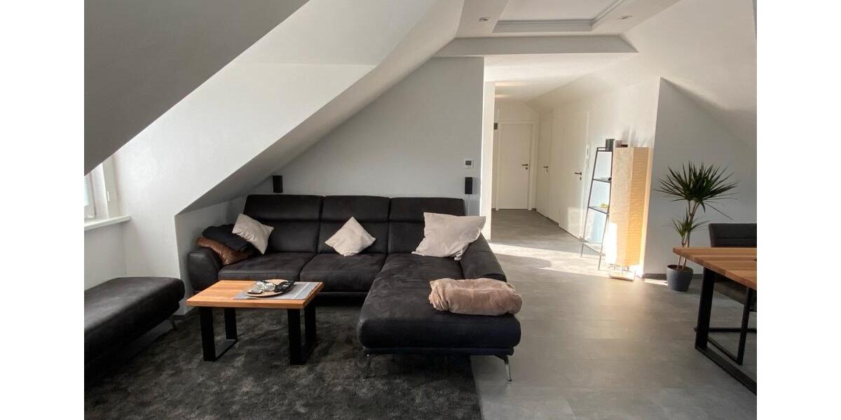 Dachgeschoßwohnung Halle - 2 Zimmer, 71 m&sup2;, 255.000&euro; | Angebot:26814682