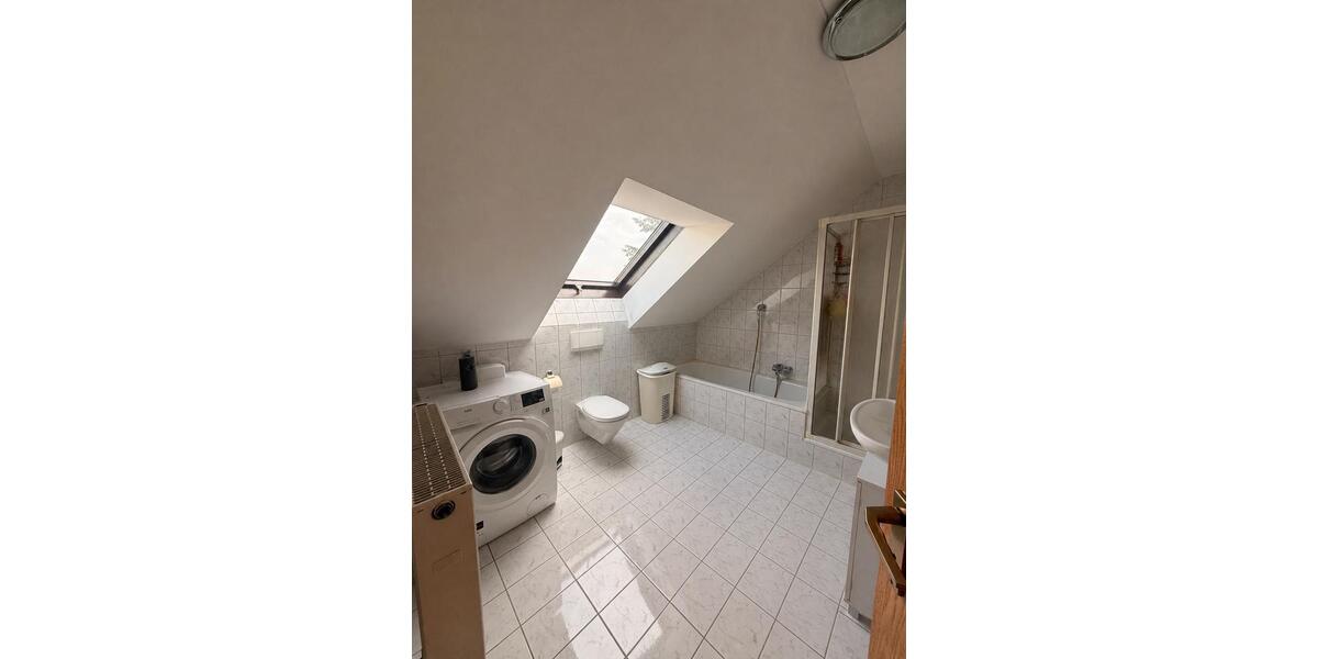 Etagenwohnung Schwandorf - 2.5 Zimmer, 67 m&sup2;, 610&euro; | Angebot:26407148